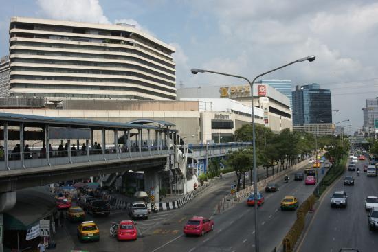 セントラルプラザ・ラープラオ